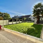 Studio Avec Cuisine, Salle De Bain Et Garage Prive Proximite 24H